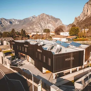 https://lecco-hostel.it-lombardy.com