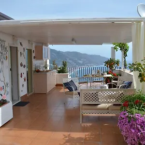 https://bb-lattico.taorminaitalyhotels.com